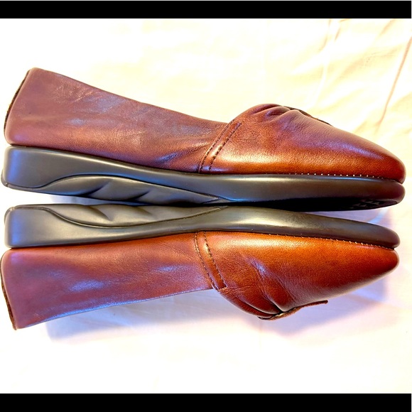 Aerosoles Special Edition fleece lined comfort flats. Brown leather size 5.5 - Picture 4 of 12